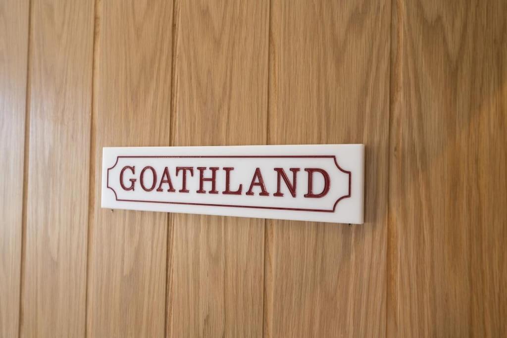 Lettered Board Apartments 1, 2 & 3 ピカリング エクステリア 写真